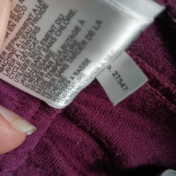 Umbro Track Pants Women Small Burgundy Logo Zip Ankle Y2K - Picture 9 of 9